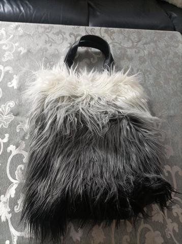 Sac de fourrure, Envoi, Comme neuf, Noir