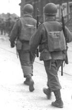 US BAG M2  Ww2  modele britich Made  OD7ammunition  Terrain, Ophalen