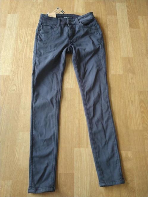 Grijze strech broek van toxic, Kleding | Dames, Broeken en Pantalons, Grijs, Verzenden