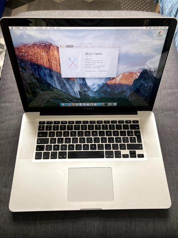 Macbook pro 15" (2010) I5 2,52Ghz 8gb RAM 256gb SSD  beschikbaar voor biedingen