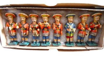 Indian Folk Art: 8 zeldzame antieke muzikantjes, handmade beschikbaar voor biedingen