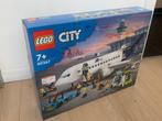Nieuw: LEGO City Passagiersvliegtuig Vliegtuig 60367, Ensemble complet, Enlèvement, Lego, Neuf