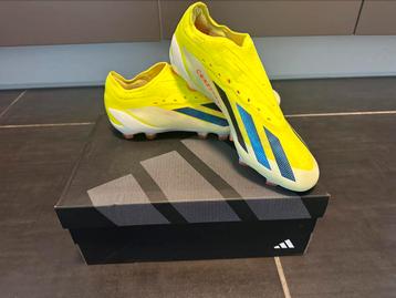 Adidas voetbalschoenen maat 40 beschikbaar voor biedingen