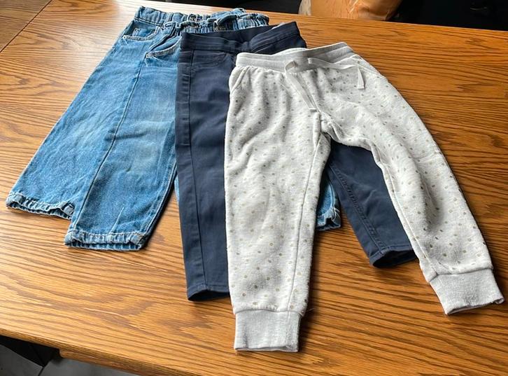4 lange broeken m. 104, Kinderen en Baby's, Kinderkleding | Kinder-kledingpakketten, Zo goed als nieuw, Ophalen of Verzenden
