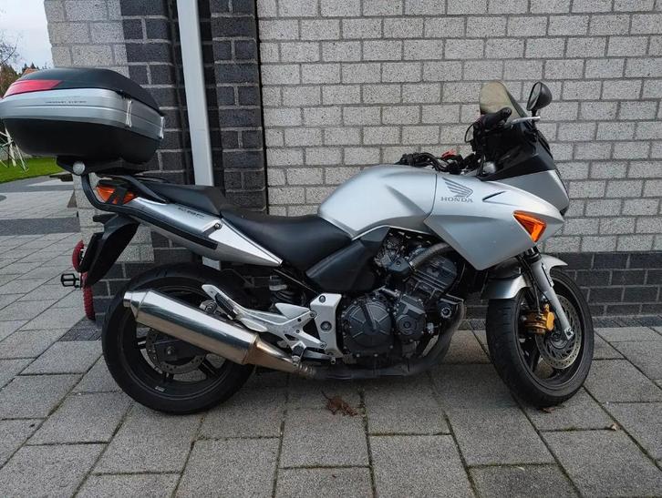 Honda CBF 600 SA (ABS), Motoren, Motoren | Honda, Particulier, Toermotor, meer dan 35 kW, 4 cilinders, Motorrijbewijs A, ABS, Ophalen