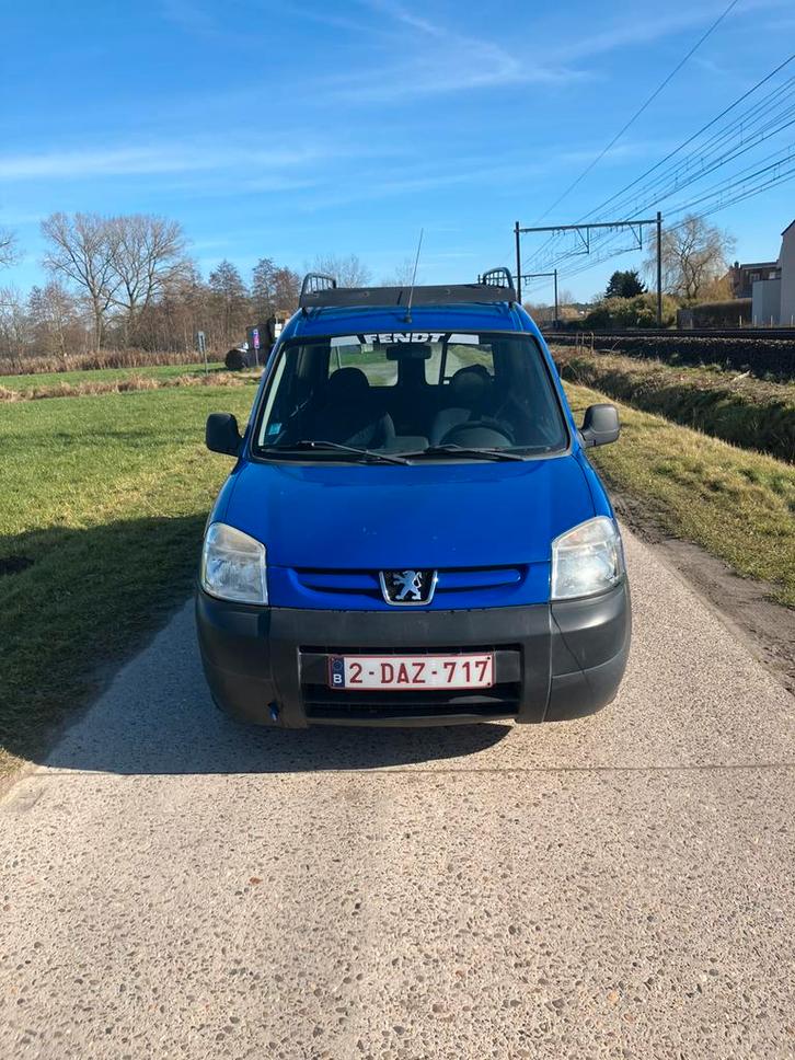 Peugot partner 2007 1.6 hdi, Auto's, Bestelwagens en Lichte vracht, Particulier, Radio, Ophalen