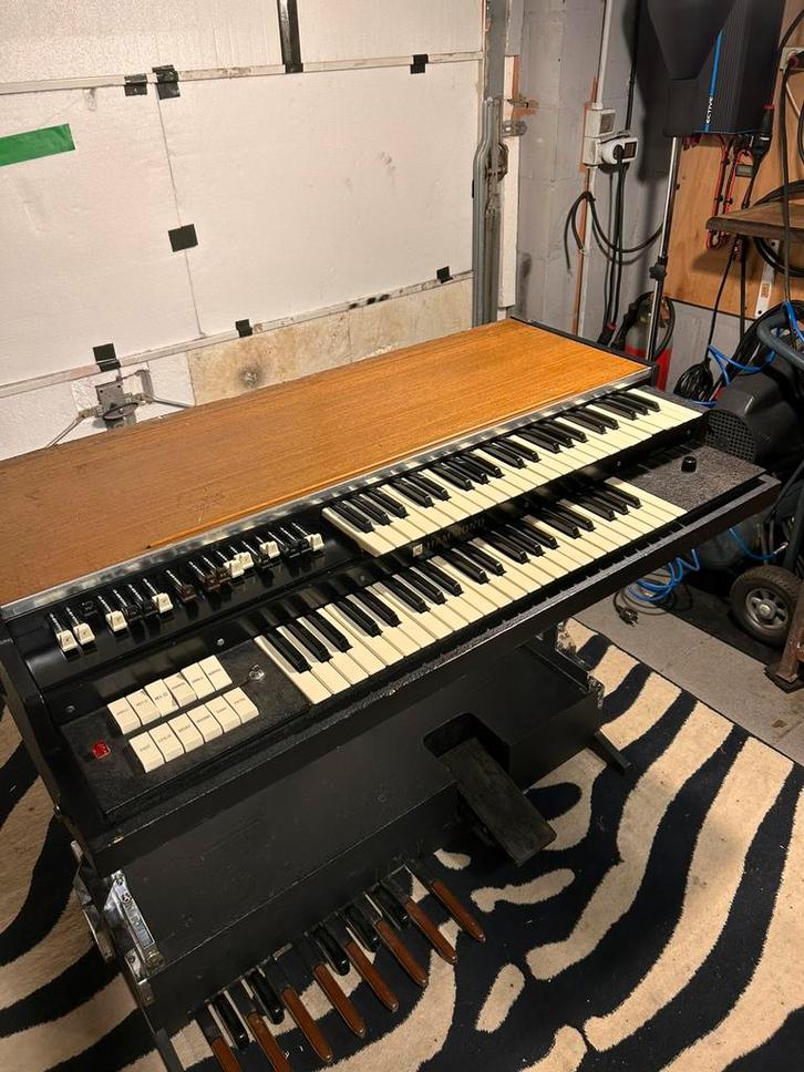 Hammond L100PN Portable tonewielorgel, Muziek en Instrumenten, Orgels, Gebruikt, Hammondorgel, 2 klavieren, Ophalen