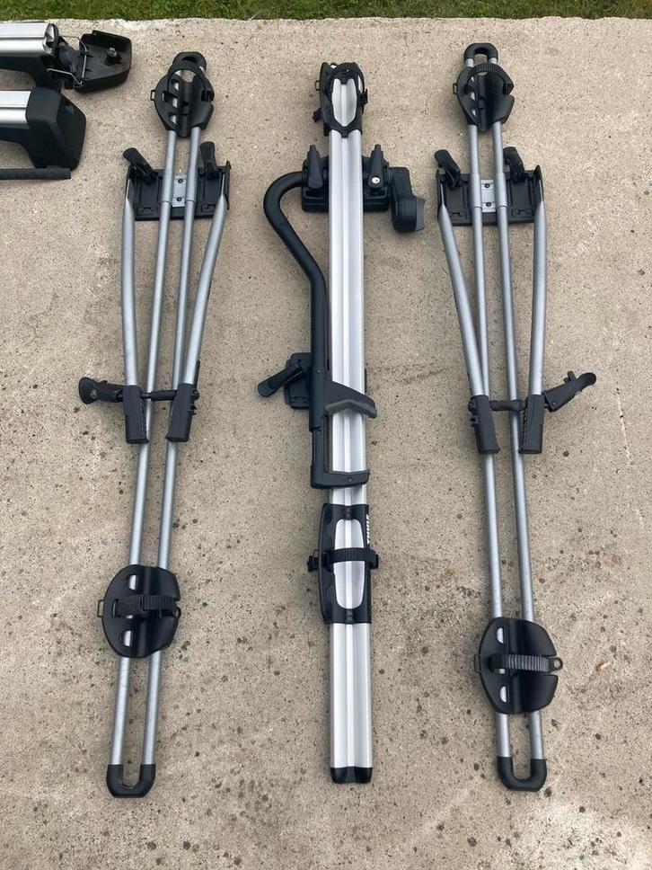 Thule dakdragers en fietsdragers, Auto diversen, Fietsendragers, Zo goed als nieuw, Dakdrager, Ophalen