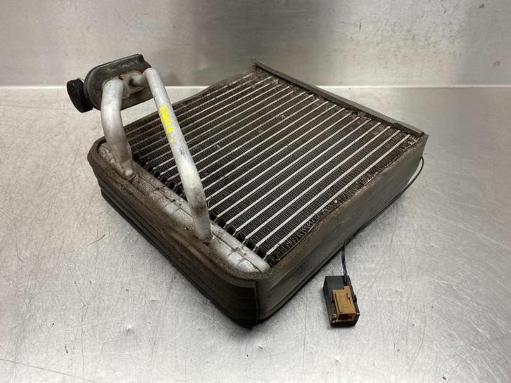 AIRCOVERDAMPER Isuzu D-Max (01-2002/05-2012), Auto-onderdelen, Airco en Verwarming, Overige automerken, Gebruikt