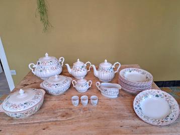 Prachtig servies Wood & Sons beschikbaar voor biedingen
