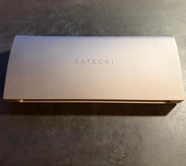 satechi thunderbolt dock, Computers en Software, Dockingstations, Zo goed als nieuw, Docking station, Laptop, Ophalen of Verzenden