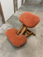Ergonomische knielastoel / knielende stoel / kniekruk, Ophalen, Zo goed als nieuw, Hout