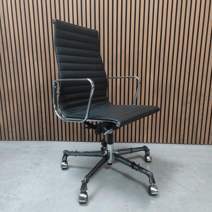 Vitra EA 119 Bureaustoel, Antiek en Kunst, Antiek | Kantoor en Zakelijk, Ophalen of Verzenden