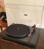 PRO-JECT DEBUT CARBON EVO Satijn Zwart, Audio, Tv en Foto, Platenspelers, Ophalen of Verzenden, Zo goed als nieuw