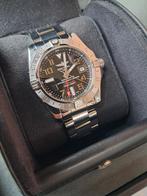 Breitling Avenger GMT 43 mm, Ophalen, Zo goed als nieuw, Breitling