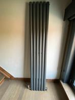 Radiator antraciet, Doe-het-zelf en Bouw, Verwarming en Radiatoren, Ophalen, Gebruikt, Radiator, Minder dan 60 cm