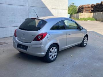 Opel Corsa 1.2 benzine 2011 met 81000km*perfect*airco*garant beschikbaar voor biedingen