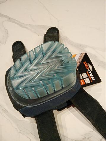 Kniebeschermers Dexter Pro beschikbaar voor biedingen