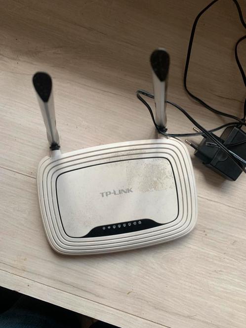 Router, WiFi-modem, TP-verbinding, Computers en Software, Routers en Modems, Zo goed als nieuw, Router, Ophalen of Verzenden