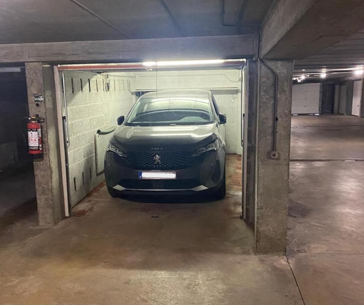 Expositielaan 440 — Jette, Immo, Garages en Parkeerplaatsen, Brussel