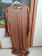Xandres satijnen jurk  38, Neuf, Taille 38/40 (M), Beige, Xandres