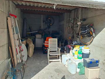 Garage opkuis beschikbaar voor biedingen