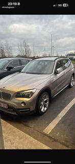 BMW X1 2013 DRINGEND VERKOOP!!, Auto's, BMW, Euro 5, Parkeersensor, Bruin, Bruin