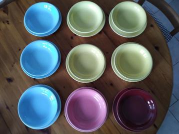 BOCH borden plat + diep - 9 stuks beschikbaar voor biedingen