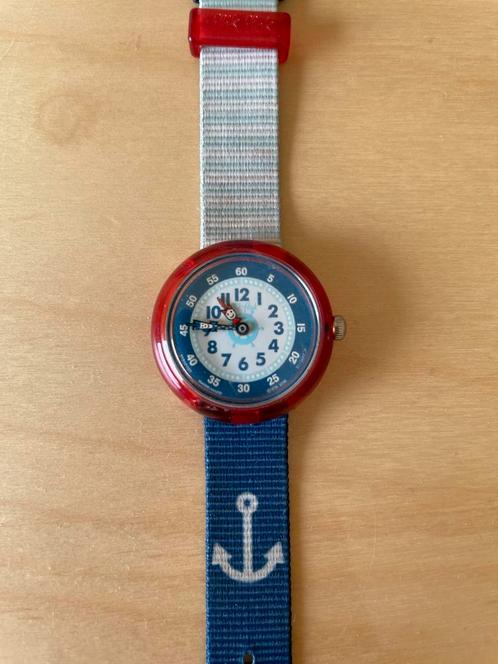 Flik Flak horloge, Handtassen en Accessoires, Horloges | Kinderen, Gebruikt, Jongen, Rood, Ophalen of Verzenden