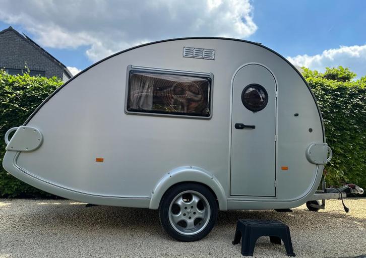T@b 320 Caravan te koop (-750kg)., Caravans en Kamperen, Caravans, Particulier, tot en met 2, 500 - 750 kg, Rondzit, T@b, 4 tot 5 meter