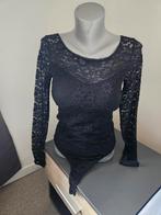 Gros lot de vêtements femme taille s, Vêtements | Femmes, Packs de vêtements pour femmes, Enlèvement, Comme neuf