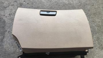 Dashboardkast beige BMW X5 E53 51168248980 8248980 beschikbaar voor biedingen