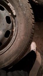 4 pneus  neige Vredestein 195/65 r15 sur jantes( golf4), Autos : Pièces & Accessoires, Pneus & Jantes, 15 pouces, Pneus hiver