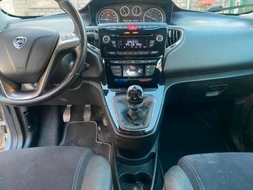 LANCIA Ypsilon turbo benzine 0.9 cc van 2012 euro5 85000 km beschikbaar voor biedingen