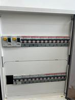 Elektricien, Ophalen of Verzenden, Zo goed als nieuw