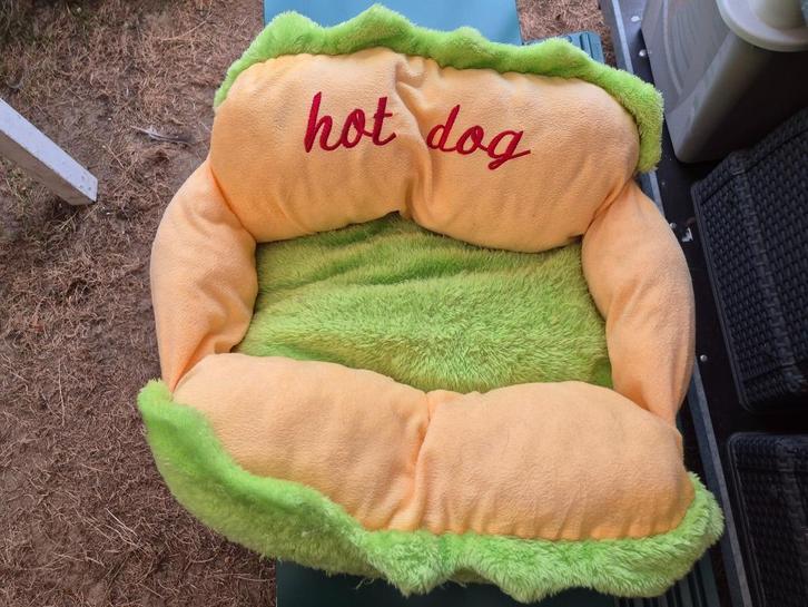 Hot Dog kattenmand hondenbed - Geel - Putte, Dieren en Toebehoren, Hondenmanden, Zo goed als nieuw, Ophalen of Verzenden