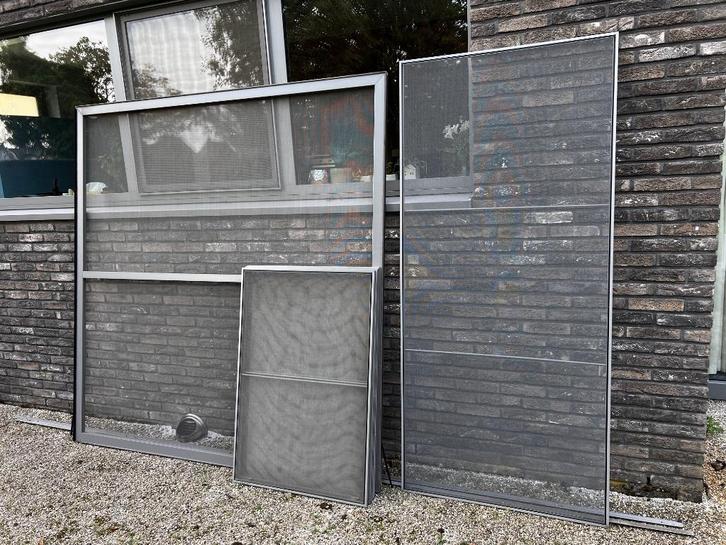 aluminium schuifvliegenraam + 5 vaste vliegenramen, Doe-het-zelf en Bouw, Raamkozijnen en Schuifdeuren, Gebruikt, Schuifpui, Aluminium