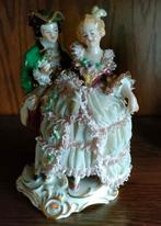 porseleinen beeldje van een elegant gekleed paar, Antiek en Kunst, Antiek | Porselein, Ophalen
