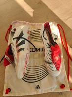Nieuw predator voetbalschoenen 42,5, Sport en Fitness, Voetbal, Ophalen