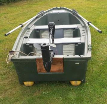 Barque FUN YAK 350 + Moteur RHINO BLX 70 + Batt. AGM neuve, Enlèvement, Électrique