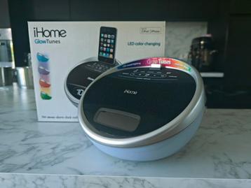  iHome GlowTunes LED Wekker | iPod dock | Retro sfeer beschikbaar voor biedingen