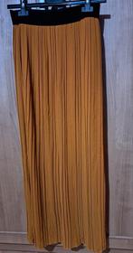 Jupe longue taille unique, Enlèvement