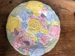 Assiette à fleurs vintage en relief - diamètre 24 cm, Enlèvement ou Envoi