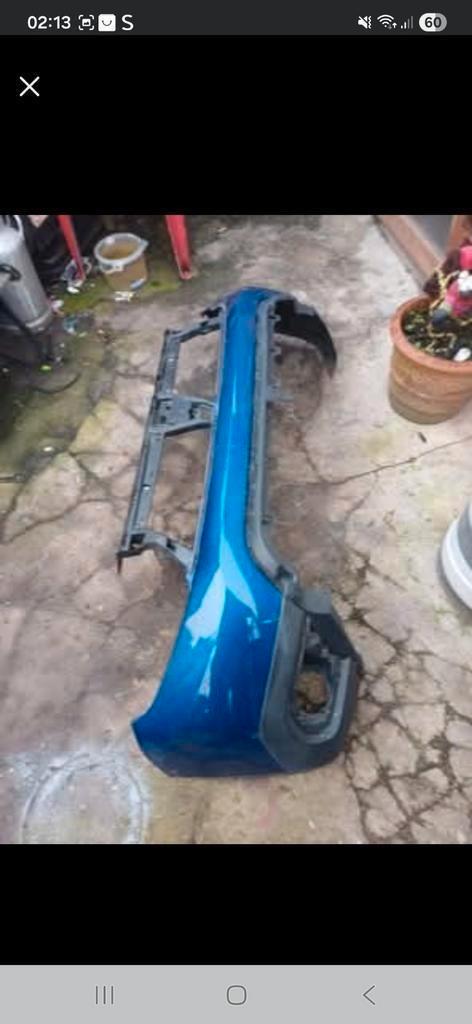 bonjour je vends pare-choc avant Dacia Dustor 0491.30.91.77, Autos : Pièces & Accessoires, Carrosserie & Tôlerie, Dacia, Avant