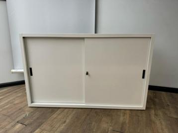Schuifdeurkast wit 160 x 100 x 45 beschikbaar voor biedingen