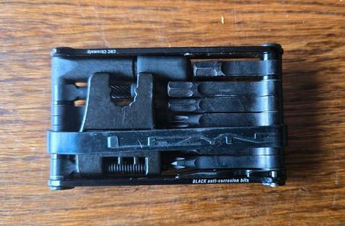 Lezyne Super V Multi Tool, Fietsen en Brommers, Fietsaccessoires | Fietsgereedschap, Nieuw, Gereedschapsset, Ophalen of Verzenden