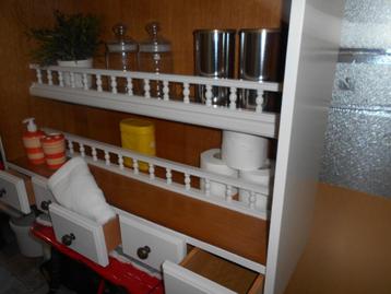 MEUBLE DE SALLE DE BAIN beschikbaar voor biedingen