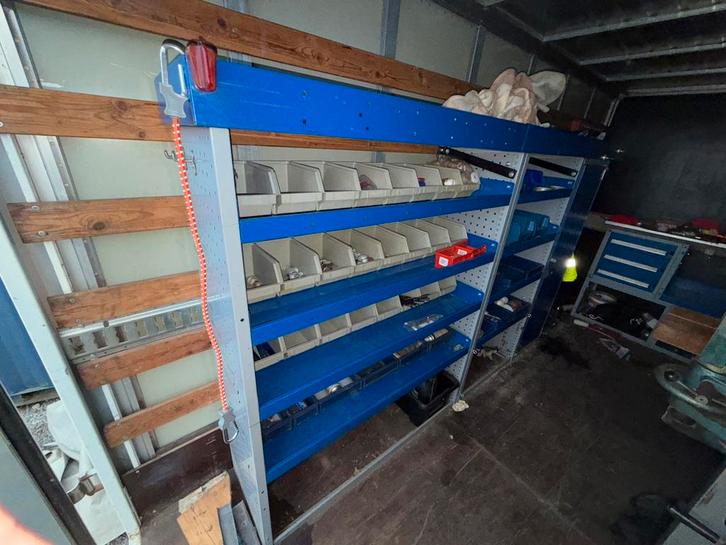 Werkplaatsinrichting bestelwagen, Doe-het-zelf en Bouw, Werkbanken, Zo goed als nieuw, 70 tot 120 cm, Ophalen