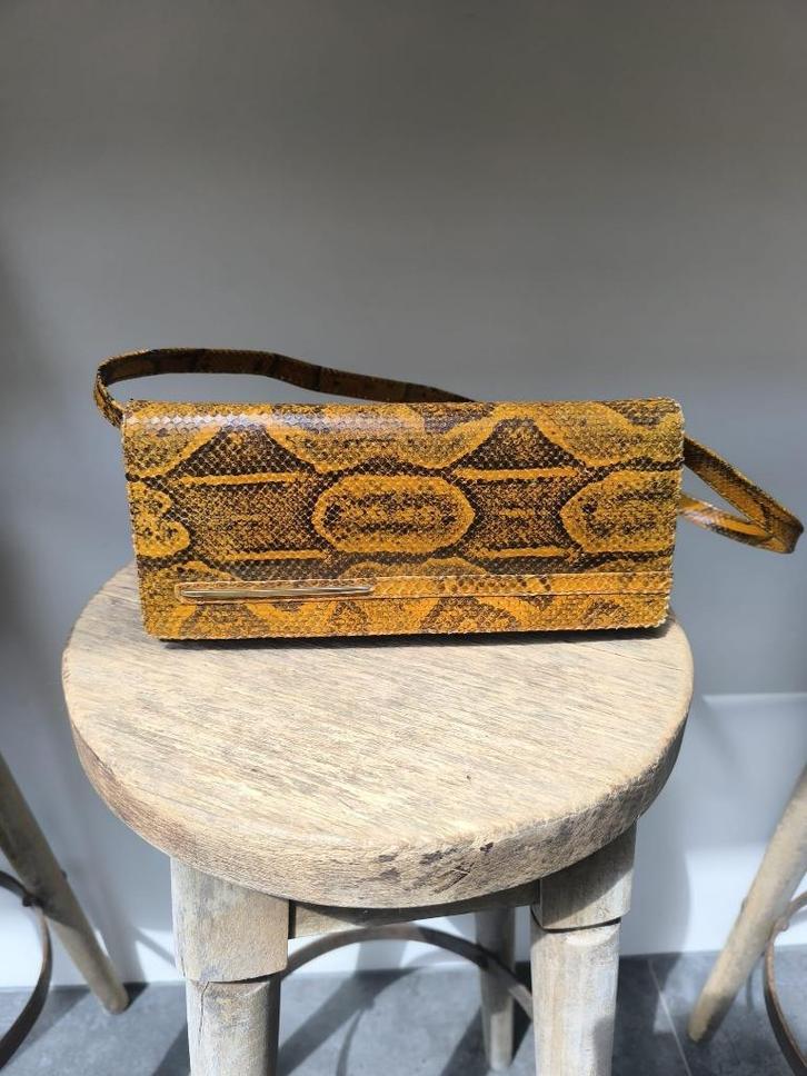 Vintage slangenprint handtas – retro jaren ‘70 stijl – mooie, Handtassen en Accessoires, Tassen | Damestassen, Zo goed als nieuw