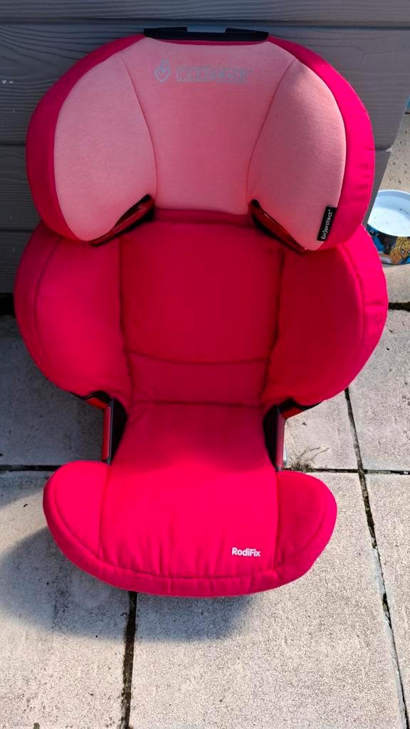 Rood/roze autostoel Rodifix Maxicosi met zomerhoes, Kinderen en Baby's, Autostoeltjes, Zo goed als nieuw, Ophalen
